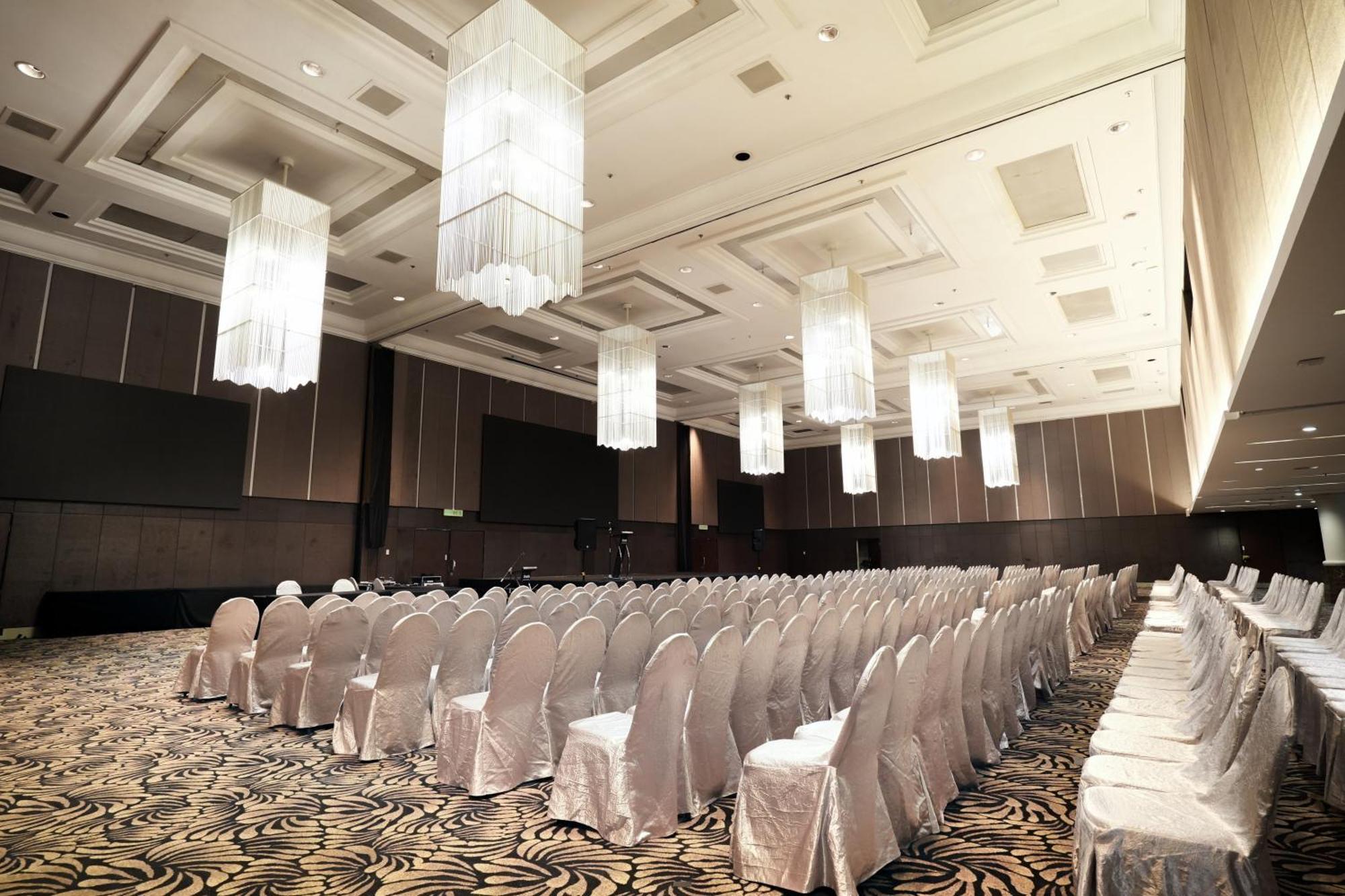 Thistle Johor Bahru Exterior foto The Grand Ballroom