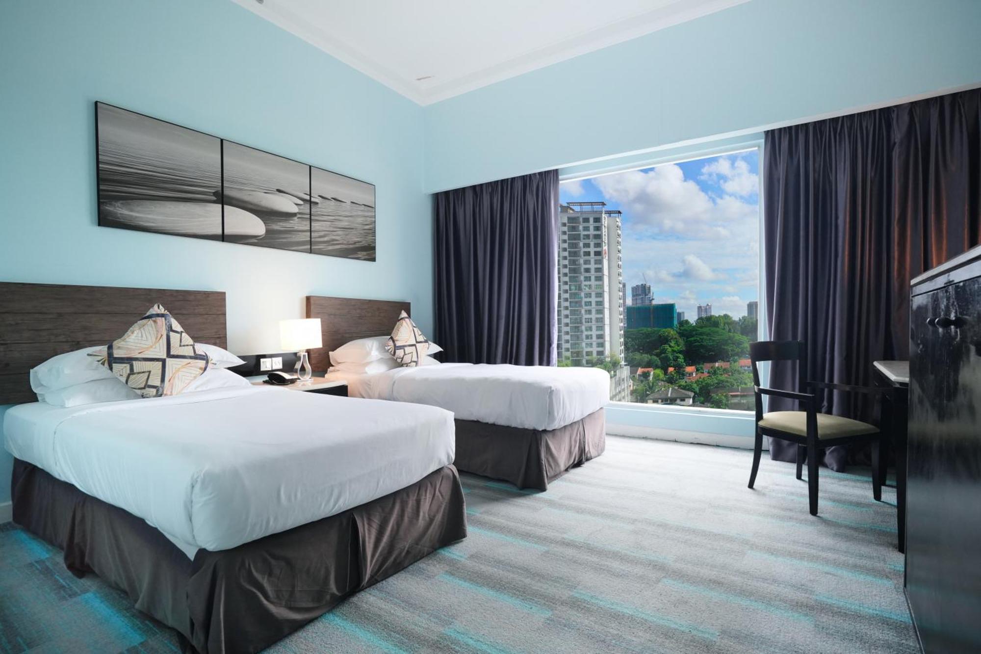 Thistle Johor Bahru Exterior foto Deluxe Room