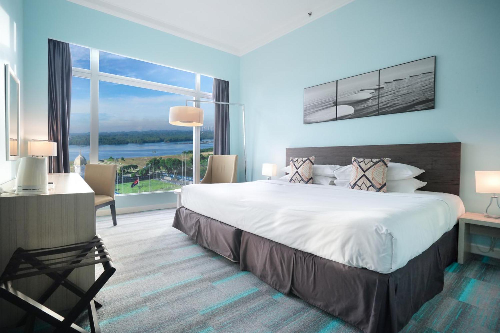 Thistle Johor Bahru Exterior foto A room at the hotel