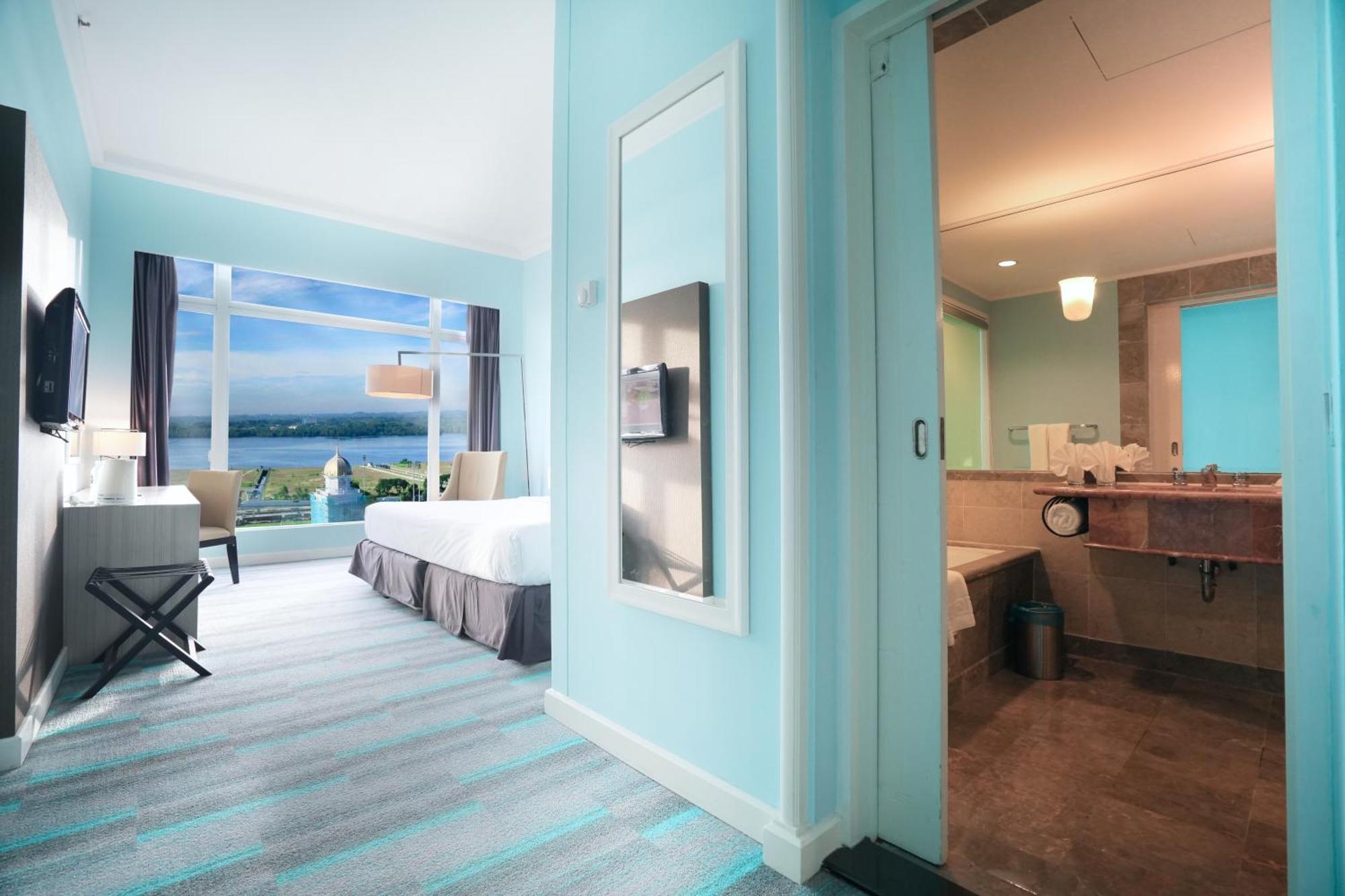 Thistle Johor Bahru Exterior foto A room at the hotel